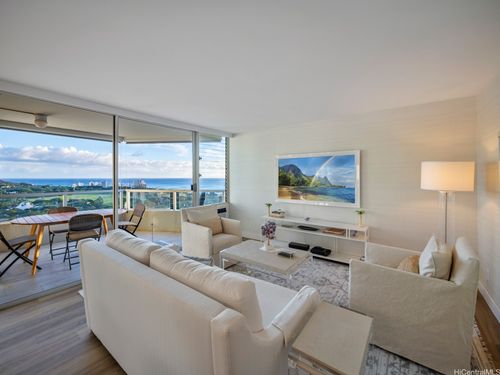 apt-2904-2600 Pualani Way, Honolulu, HI, 96815-3940 | Card Image