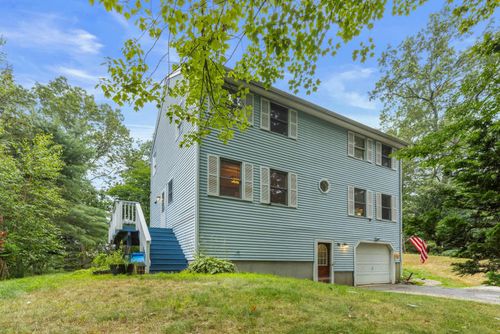 76 Drew Ave, Manchester, NH, 03104-5710 | Card Image