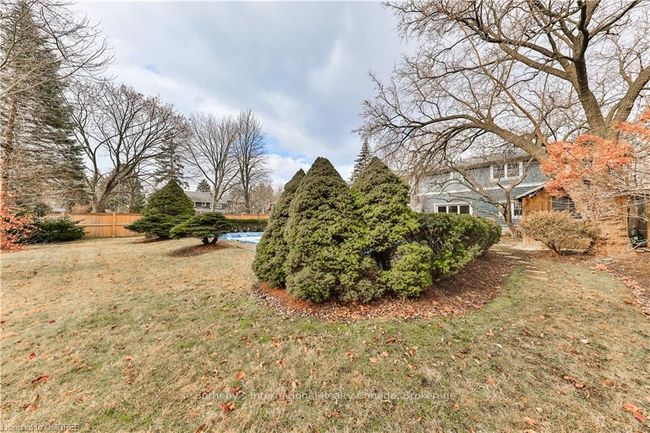 2230 All Saints Cres, House other with 4 bedrooms, 3 bathrooms and 4 parking in Oakville ON | Image 43