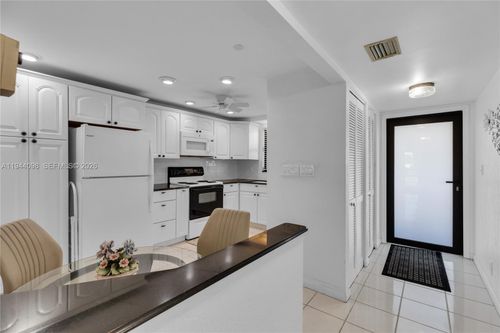 2-2430 Deer Creek Country Club Blvd, Deerfield Beach, FL, 33442-1102 | Card Image