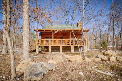 2306 Quiet Way Way, Sevierville, TN, 37876 | Card Image