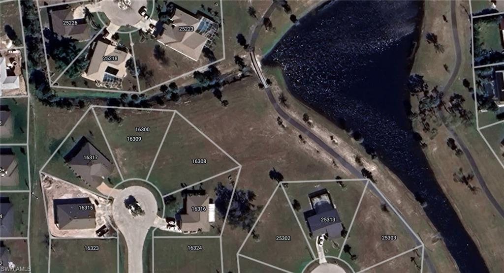Land in PUNTA GORDA 2