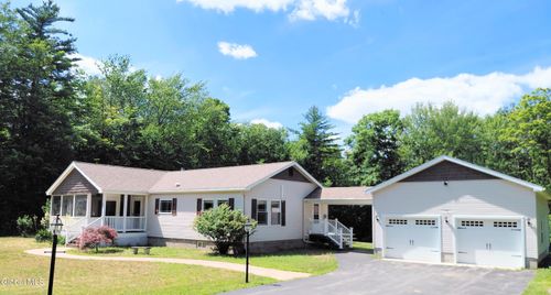 28 Lincoln Mountain Rd, Greenfield Center, NY, 12833-2024 | Card Image