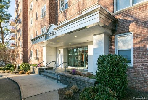 apt-3l-1133 Midland Ave, Bronxville, NY, 10708-6449 | Card Image