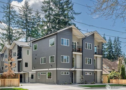 a-219 Ne 185th St, Shoreline, WA, 98155-2103 | Card Image