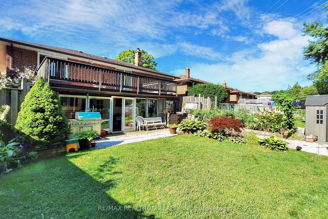 94 Camborne Ave, House other with 4 bedrooms, 2 bathrooms and 5 parking in North York ON | Image 23