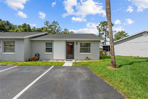 121 Lake Villa Way, KISSIMMEE, FL, 34743-4542 | Card Image