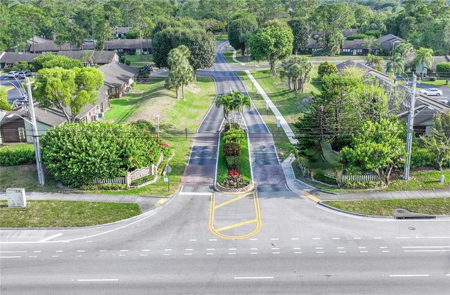 272 Beaver Dam Ct, Townhouse with 2 bedrooms, 2 bathrooms and null parking in Royal Palm Beach FL | Image 4