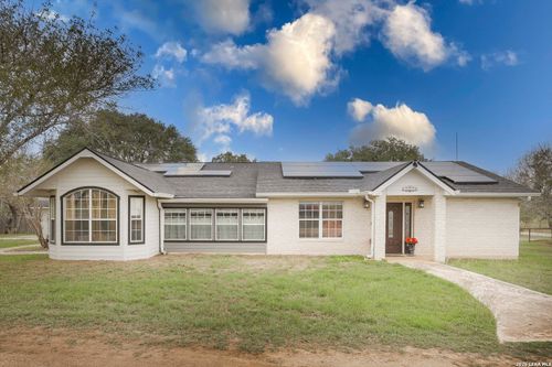 1667 Fm 1922, Floresville, TX, 78114-3679 | Card Image