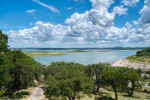 720 Five Oaks Cir, Canyon Lake, TX, 78133-5172 | Card Image