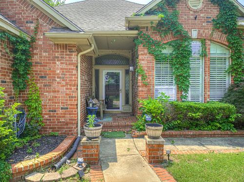 6716 Nw 109th St, Oklahoma City, OK, 73162-4730 | Card Image