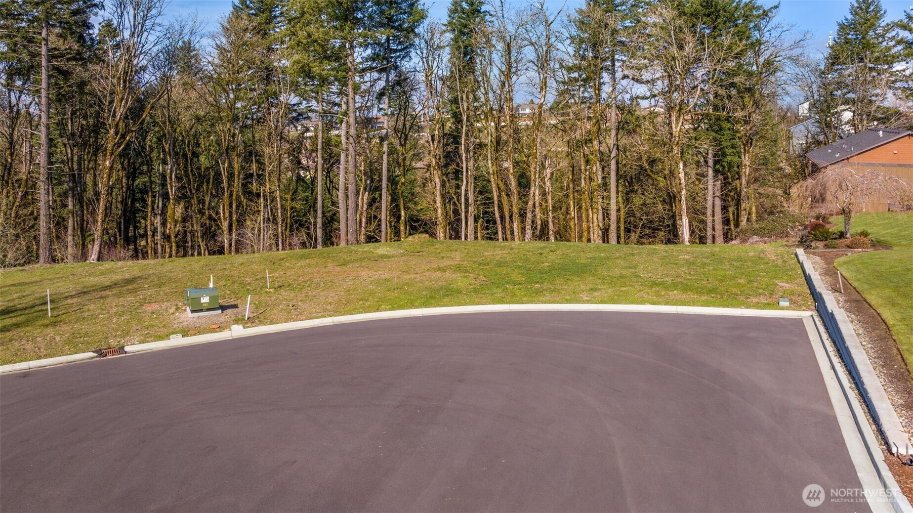 Land in Camas
