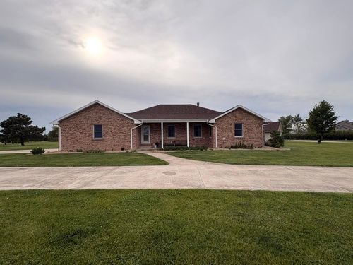 31025 N 2400 East Rd, Dwight, IL, 60420-8209 | Card Image