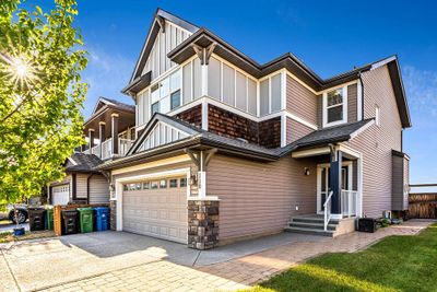 110 Autumn Cir Se, House detached with 4 bedrooms, 3 bathrooms and 4 parking in Calgary AB | Image 2