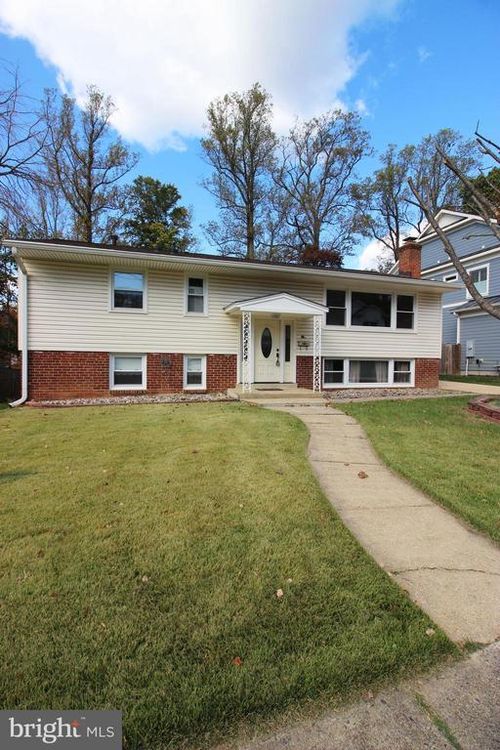 102 Yeonas Dr Se, VIENNA, VA, 22180-6555 | Card Image