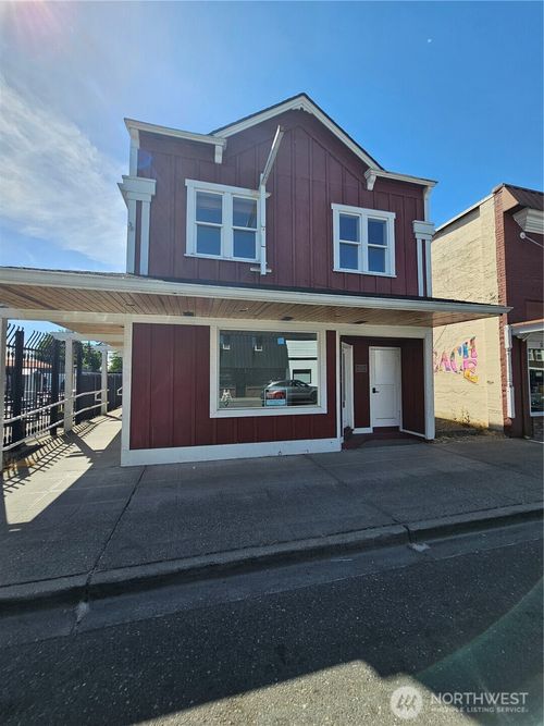 426 N Olympic Ave, Arlington, WA, 98223-1245 | Card Image