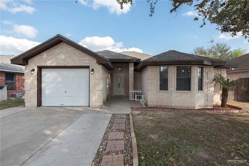 2002 Suaze, Edinburg, TX, 78541-7893 | Card Image
