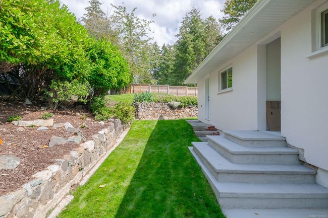 5843 Strathcona St, House other with 5 bedrooms, 3 bathrooms and 4 parking in Port Alberni BC | Image 4