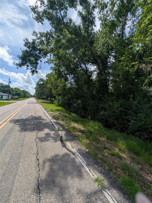 000 Oak Forest St, Brazoria, TX, 77422 | Card Image