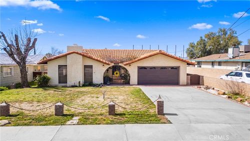 43453 7th St E, Lancaster, CA, 93535-4743 | Card Image