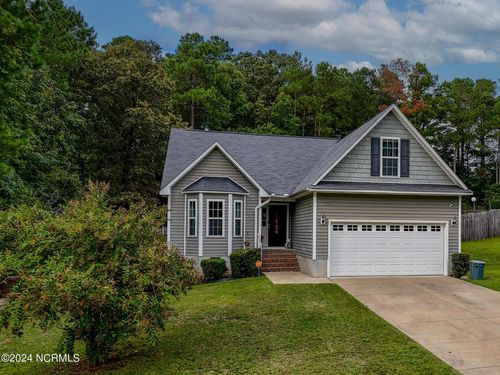 279 Smokey Mountain Dr, Raeford, NC, 28376-8560 | Card Image