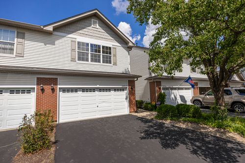 24013 W Walnut Cir, Plainfield, IL, 60585-2472 | Card Image