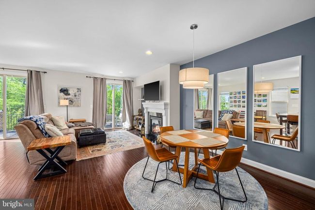 42294 Peregrine Ter, Townhouse with 4 bedrooms, 4 bathrooms and null parking in BRAMBLETON VA | Image 11