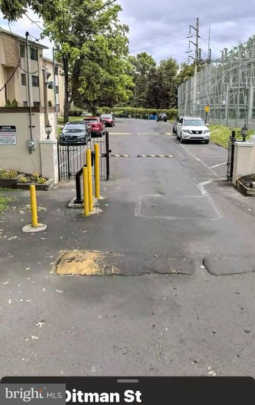 apt-146z-8030 Ditman St, PHILADELPHIA, PA, 19136-4418 | Card Image