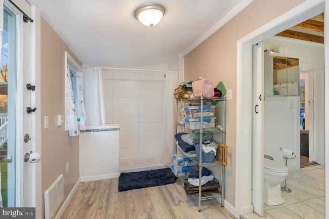 8 E Locust St, House other with 3 bedrooms, 1 bathrooms and null parking in MOUNT HOLLY SPRINGS PA | Image 13