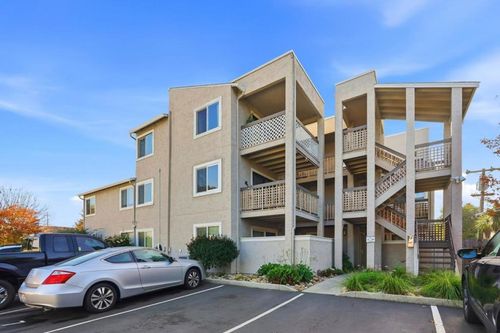 5547 Russo, San Jose, CA, 95118 | Card Image