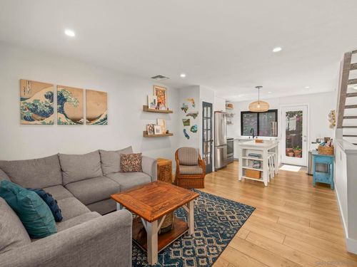 212-3825 Caminito Litoral, San Diego, CA, 92107-1946 | Card Image