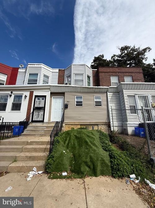 2627 S Dewey Street, PHILADELPHIA, PA, 19142 | Card Image