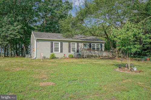 16 Pin Oak Dr, ATCO, NJ, 08004-2640 | Card Image