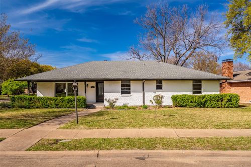 921 Bromwich St, Garland, TX, 75040-3303 | Card Image