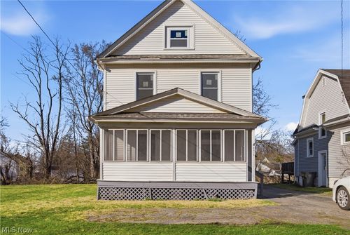 2016 Pointview Ave, Youngstown, OH, 44502-2941 | Card Image
