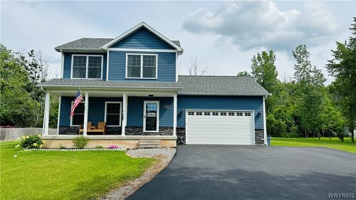 880 Upper Mountain Rd, Lewiston, NY, 14092-2237 | Card Image