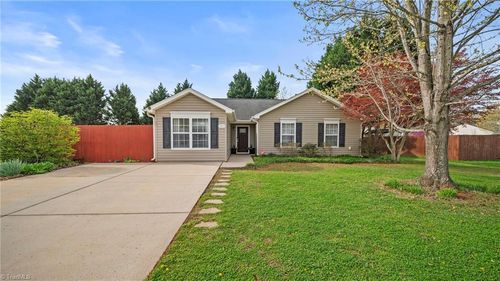 7329 Green Park Trl, Whitsett, NC, 27377-9611 | Card Image