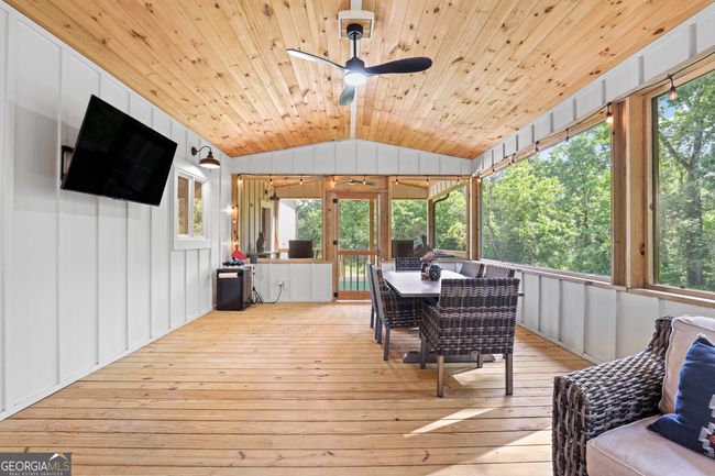 1571 Sunshine Rd, House other with 3 bedrooms, 2 bathrooms and 2 parking in Toccoa GA | Image 24