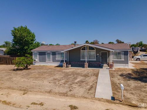 28156 Cosworth Ave, Taft, CA, 93268-9760 | Card Image