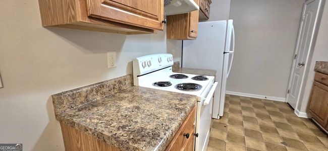 320 Valley View Dr, House other with 3 bedrooms, 3 bathrooms and null parking in Fairburn GA | Image 14