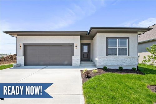 17151 W 168th Pl, Olathe, KS, 66062-8034 | Card Image