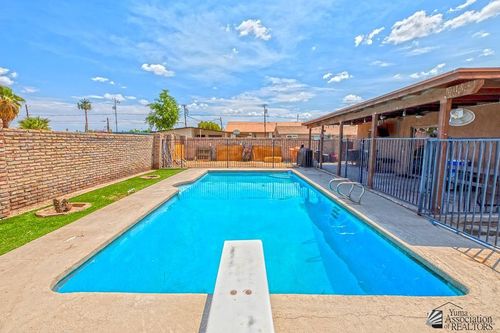 1358 E Morrison St, Yuma, AZ, 85365-2524 | Card Image