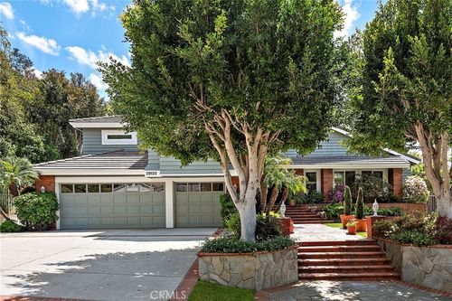 25122 Black Horse Ln, Laguna Hills, CA, 92653-5892 | Card Image