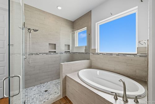 3172 Interstate 35 N, Natalia, TX, 78059-2618 | Card Image