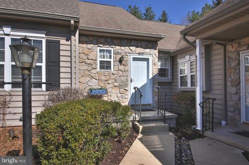 974 Independence Ln, LANSDALE, PA, 19446-6540 | Card Image