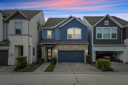10964 Swang Link Dr, Houston, TX, 77043-1437 | Card Image