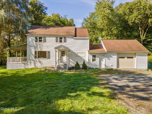 35 Williams Street, North Greenbush, NY, 12198 | Card Image