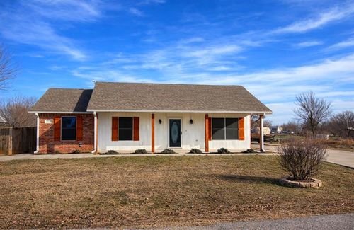 1012 W Choctaw Ln, Stillwater, OK, 74075-1805 | Card Image