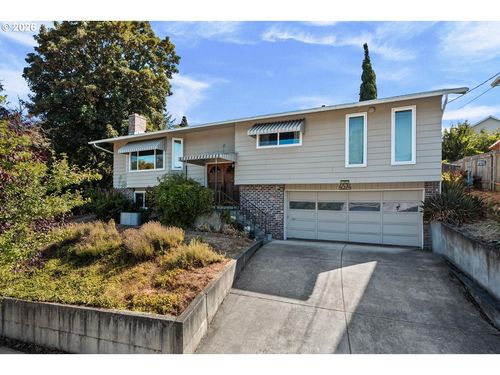 4574 Se 85th Ave, Portland, OR, 97266 | Card Image