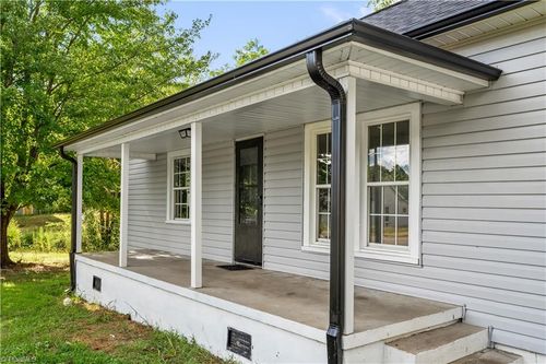 1441 Delaware Ave, Eden, NC, 27288-4157 | Card Image
